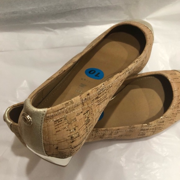 Anne Klein flex cork gold cap toe gold block heel pumps‎ size 10 brand new - Picture 17 of 17